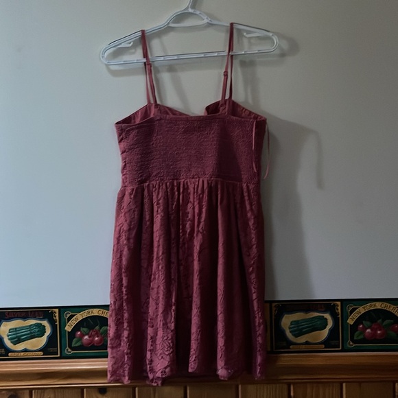 Women’s Mauve Taupe Sun Dress - Picture 2 of 5